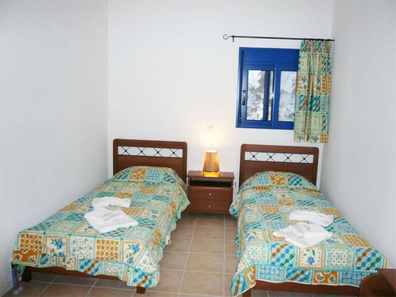 Kionia Apartments Kerames Habitación foto