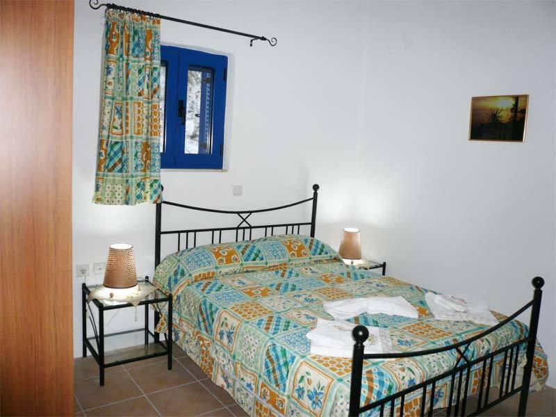 Kionia Apartments Kerames Habitación foto